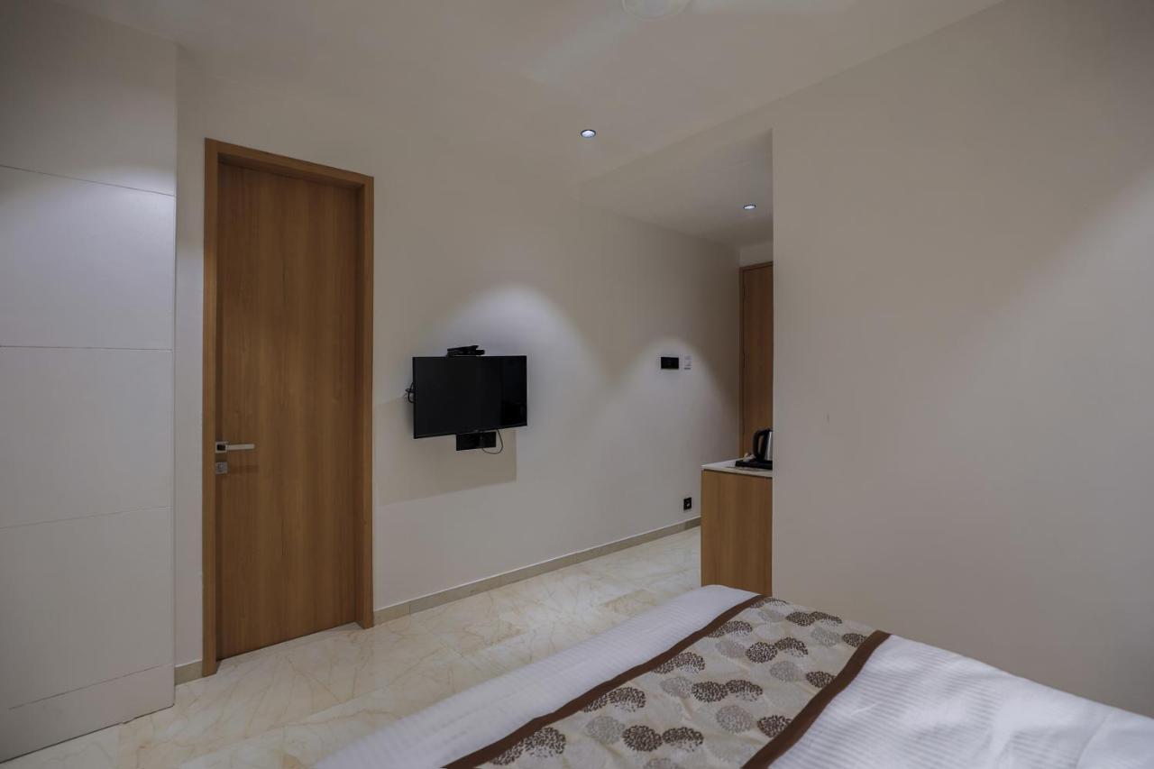Hotel Aditya Mansingh Inn Somnāth Екстериор снимка