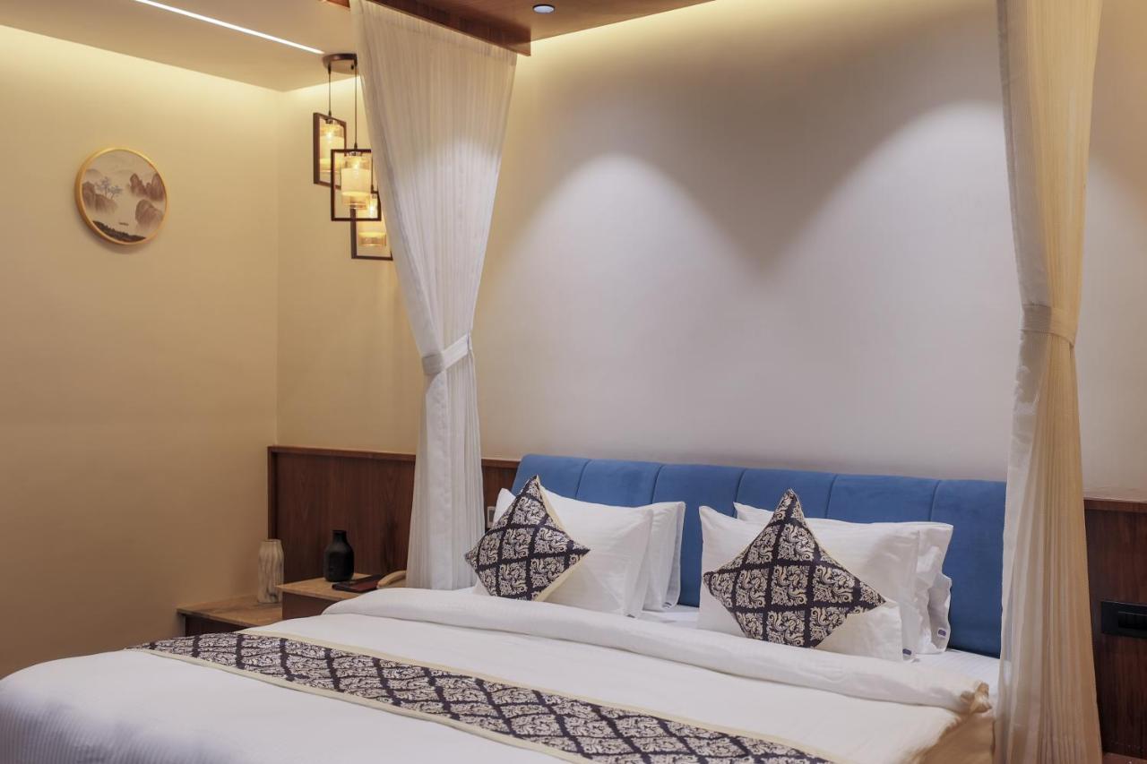Hotel Aditya Mansingh Inn Somnāth Екстериор снимка