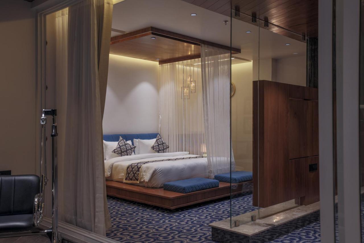Hotel Aditya Mansingh Inn Somnāth Екстериор снимка