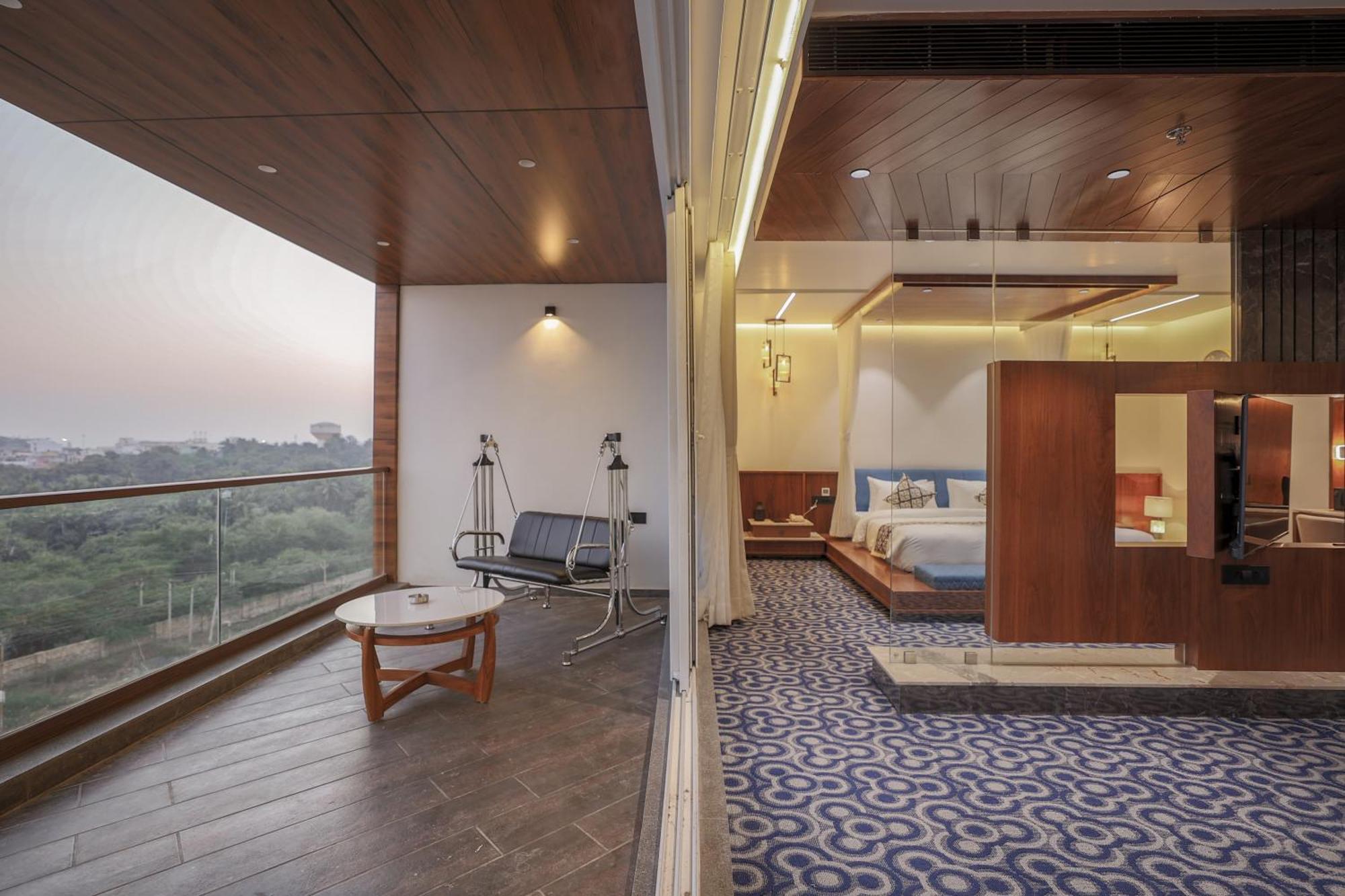 Hotel Aditya Mansingh Inn Somnāth Екстериор снимка